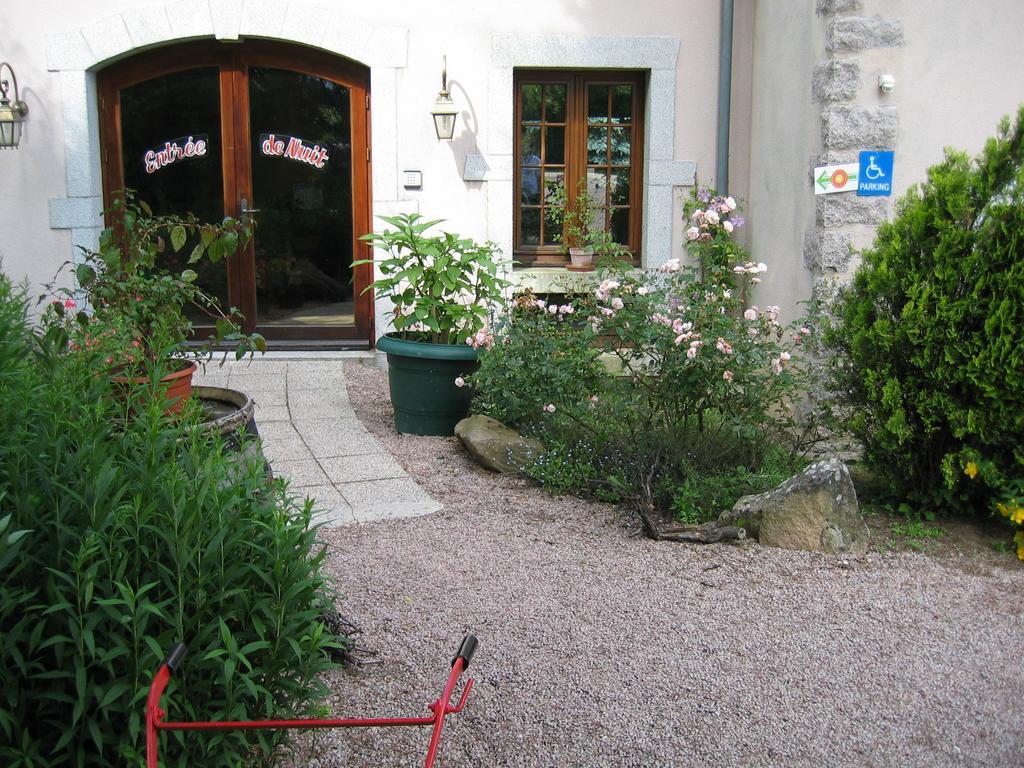 Auberge De L'Atre Quarré-les-Tombes Kültér fotó