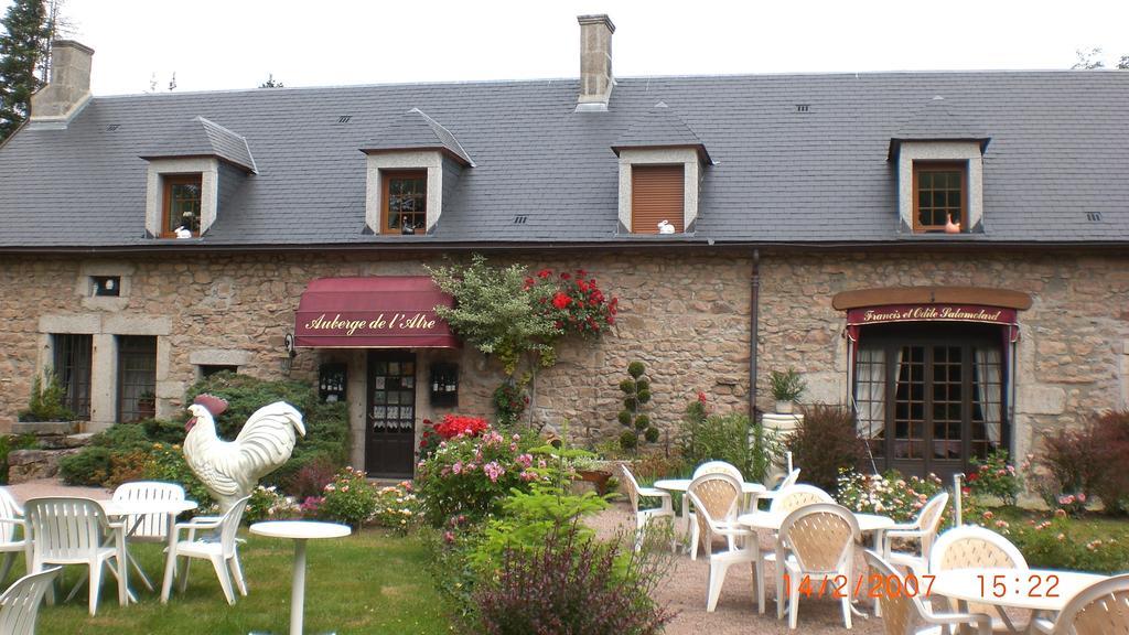 Auberge De L'Atre Quarré-les-Tombes Kültér fotó